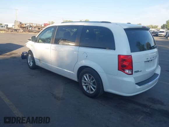✅ 2020 Dodge Grand Caravan SXT • VIN: 2C4RDGCG9LR173720 • Lot: 43102706. Wystawiony na IAAI z przebiegiem 100 172 mil. Bezpłatny archiwum sprzedaży aukcyjnych z USA i szczegółowy raport historii pojazdu na DreamBid. Zdjęcie 3.