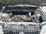 ✅ 2007 Mercury Mariner Luxury • VIN: 4M2CU81127KJ04019 • Lot: 42836427. Listed on IAAI with 176,398 mi. Free auction sales archive from the USA and detailed vehicle history report at DreamBid. Image 10.