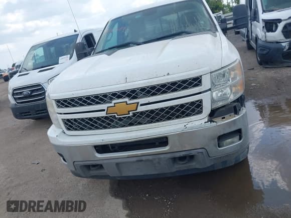 ✅ 2014 Chevrolet Silverado 2500HD LTZ • VIN: 1GC1KYEG5EF189204 • Лот: 42967689. Опубликован ранее на IAAI с пробегом 233 397 миль. Бесплатный доступ к архиву аукционных продаж из США и подробный отчёт об истории автомобиля на DreamBid. Изображение 12.