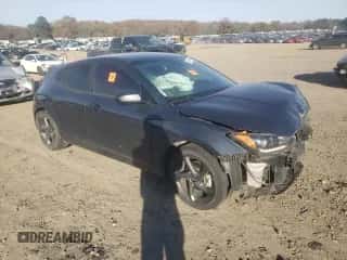2019 Hyundai Veloster Premium с VIN KMHTG6AF8KU013178, выставлен на аукционе Copart как лот 84291964 с пробегом 79 367 миль миль и Списание • Salvage title. История ставок и продаж доступна на DreamBid. Изображение 4.