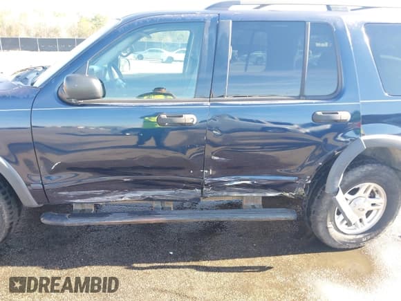 ✅ 2003 Ford Explorer XLS • VIN: 1FMZU72K73ZB11658 • Lot: 41126068. Listed on IAAI with 328,037 mi. Free auction sales archive from the USA and detailed vehicle history report at DreamBid. Image 6.