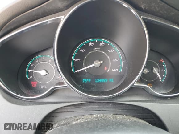 ✅ 2010 Chevrolet Malibu 1LT • VIN: 1G1ZC5EB6AF258908 • Lot: 64623004. Listed on Copart with 124,089 mi. Free auction sales archive from the USA and detailed vehicle history report at DreamBid. Image 9.