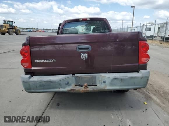 2005 Dodge Dakota ST с VIN 1D7HE22K45S218068, выставлен на аукционе Copart как лот 71783024 с пробегом Не указан миль и Списание • Salvage title. История ставок и продаж доступна на DreamBid. Изображение 6.