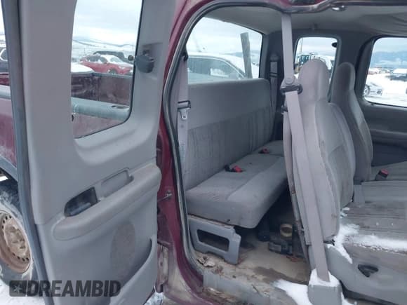✅ 1997 Ford F-150 • VIN: 2FTDX18W1VCA70148 • Lot: 43816189. Listed on IAAI with 165,055 mi. Free auction sales archive from the USA and detailed vehicle history report at DreamBid. Image 8.