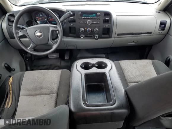 ✅ 2009 Chevrolet Silverado 1500 Work Truck • VIN: 1GCEC19X69Z146317 • Lot: 68902815. Wystawiony na Copart z przebiegiem 279 371 mil. Bezpłatny archiwum sprzedaży aukcyjnych z USA i szczegółowy raport historii pojazdu na DreamBid. Zdjęcie 8.