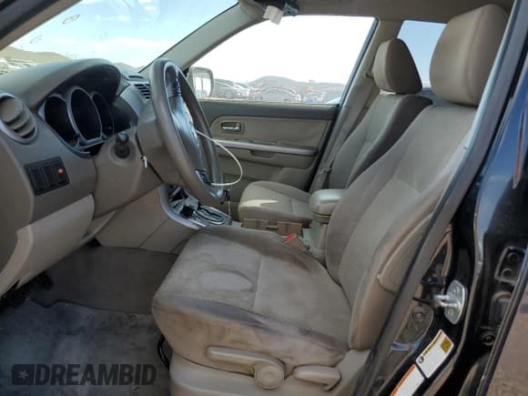 ✅ 2011 Suzuki Grand Vitara Premium • VIN: JS3TE0D20B4100834 • Лот: 46349025. Опубликован ранее на Copart с пробегом 96 788 миль. Бесплатный доступ к архиву аукционных продаж из США и подробный отчёт об истории автомобиля на DreamBid. Изображение 7.