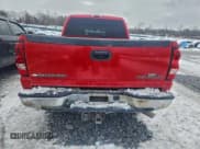 ✅ 2003 Chevrolet Silverado 2500HD LS • VIN: 1GCHK23U03F152448 • Lot: 94587575. Wystawiony na Copart z przebiegiem 100 626 mil. Bezpłatny archiwum sprzedaży aukcyjnych z USA i szczegółowy raport historii pojazdu na DreamBid. Zdjęcie 6.