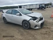 ✅ 2015 Toyota Corolla LE • VIN: 5YFBURHE4FP288475 • Лот: 86236645. Опубликован ранее на Copart с пробегом 126 375 миль. Бесплатный доступ к архиву аукционных продаж из США и подробный отчёт об истории автомобиля на DreamBid. Изображение 4.