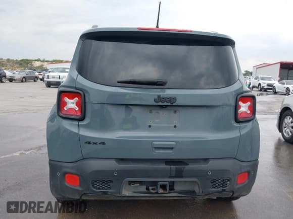 ✅ 2018 Jeep Renegade Latitude • VIN: ZACCJBBB3JPH05732 • Lot: 42139094. Wystawiony na IAAI z przebiegiem 52 625 mil. Bezpłatny archiwum sprzedaży aukcyjnych z USA i szczegółowy raport historii pojazdu na DreamBid. Zdjęcie 16.
