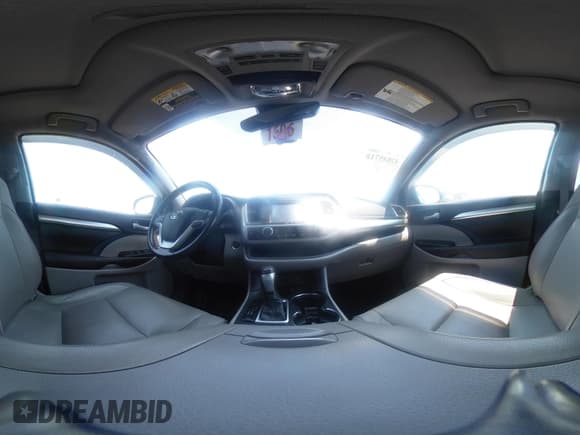 ✅ 2017 Toyota Highlander XLE • VIN: 5TDJZRFH9HS509332 • Lot: 42845718. Wystawiony na IAAI z przebiegiem 113 462 mil. Bezpłatny archiwum sprzedaży aukcyjnych z USA i szczegółowy raport historii pojazdu na DreamBid. Zdjęcie 19.