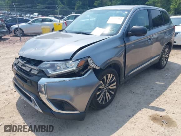 2019 Mitsubishi Outlander ES z VIN JA4AD2A35KZ055131, wystawiony jako IAAI lot #42877312 z przebiegiem 205 498 mil mil oraz . Historia ofert i sprzedaży dostępna na DreamBid. Obrazek 17.