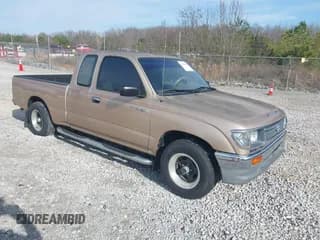 ✅ 1996 Toyota Tacoma • VIN: 4TAVL52N6TZ200220 • Лот: 43755926. Опубликован ранее на IAAI с пробегом 174 687 миль. Бесплатный доступ к архиву аукционных продаж из США и подробный отчёт об истории автомобиля на DreamBid. Изображение 1.