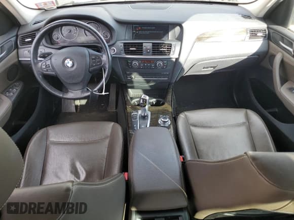 ✅ 2013 BMW X3 xDrive28i • VIN: 5UXWX9C54D0D03792 • Lot: 89442155. Wystawiony na Copart z przebiegiem 140 435 mil. Bezpłatny archiwum sprzedaży aukcyjnych z USA i szczegółowy raport historii pojazdu na DreamBid. Zdjęcie 8.