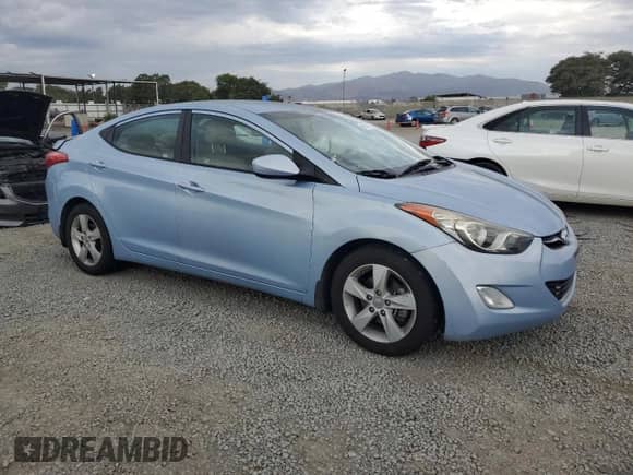 2013 Hyundai Elantra GLS with VIN KMHDH4AE0DU808497, listed as a Copart auction lot 86189185 with 128,874 mi miles and Clean title. Bid and sale history available at DreamBid. Image 4.
