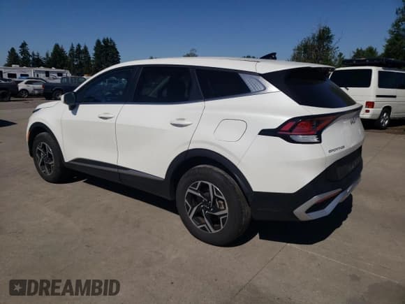 ✅ 2023 Kia Sportage LX • VIN: KNDPUCAF0P7098195 • Lot: 64895235. Wystawiony na Copart z przebiegiem 36 028 mil. Bezpłatny archiwum sprzedaży aukcyjnych z USA i szczegółowy raport historii pojazdu na DreamBid. Zdjęcie 2.