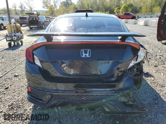 ✅ 2018 Honda Civic Si • VIN: 2HGFC3A54JH750934 • Lot: 86109575. Listed on Copart with 99,965 mi. Free auction sales archive from the USA and detailed vehicle history report at DreamBid. Image 6.