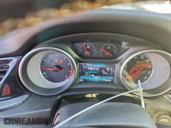 ✅ 2018 Buick Regal Preferred • VIN: W04GU8SX4J1126217 • Лот: 93893805. Опубликован ранее на Copart с пробегом 64 340 миль. Бесплатный доступ к архиву аукционных продаж из США и подробный отчёт об истории автомобиля на DreamBid. Изображение 9.