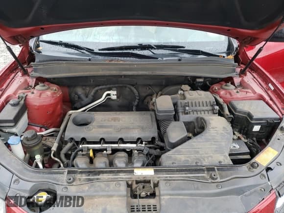 ✅ 2012 Hyundai Santa Fe GLS • VIN: 5XYZGDAB5CG126802 • Lot: 84213044. Listed on Copart with 185,397 mi. Free auction sales archive from the USA and detailed vehicle history report at DreamBid. Image 12.