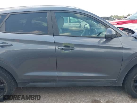 2019 Hyundai Tucson Value with VIN KM8J33A49KU955529, listed as a IAAI auction lot 42947554 with 81,614 mi miles and . Bid and sale history available at DreamBid. Image 13.