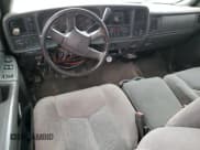 ✅ 2006 Chevrolet Silverado 2500HD Work Truck • VIN: 1GCHK29U76E112403 • Lot: 72586214. Wystawiony na Copart z przebiegiem 123 976 mil. Bezpłatny archiwum sprzedaży aukcyjnych z USA i szczegółowy raport historii pojazdu na DreamBid. Zdjęcie 8.