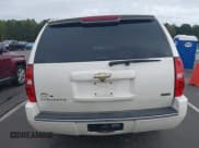 ✅ 2010 Chevrolet Suburban LTZ • VIN: 1GNUKKE35AR165749 • Lot: 43431739. Listed on IAAI with 221,583 mi. Free auction sales archive from the USA and detailed vehicle history report at DreamBid. Image 15.