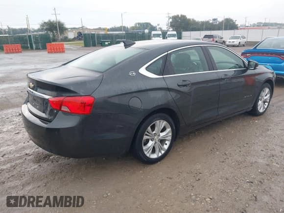 ✅ 2015 Chevrolet Impala LT • VIN: 1G1115SL4FU143565 • Лот: 43400334. Опубликован ранее на IAAI с пробегом 122 839 миль. Бесплатный доступ к архиву аукционных продаж из США и подробный отчёт об истории автомобиля на DreamBid. Изображение 4.
