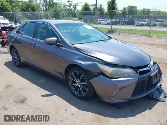 ✅ 2016 Toyota Camry XLE • VIN: 4T1BF1FK6GU152451 • Лот: 42693112. Опубликован ранее на IAAI с пробегом 190 577 миль. Бесплатный доступ к архиву аукционных продаж из США и подробный отчёт об истории автомобиля на DreamBid. Изображение 1.