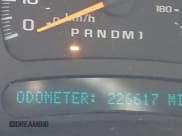 ✅ 2006 Chevrolet Silverado 2500HD LT3 • VIN: 1GCHK23D36F245470 • Лот: 43798344. Опубликован ранее на IAAI с пробегом 226 617 миль. Бесплатный доступ к архиву аукционных продаж из США и подробный отчёт об истории автомобиля на DreamBid. Изображение 15.