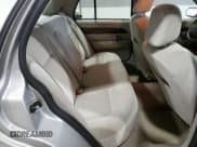 ✅ 2007 Mercury Grand Marquis GS • VIN: 2MEFM74W47X602576 • Лот: 88623905. Опубликован ранее на Copart с пробегом 135 701 миль. Бесплатный доступ к архиву аукционных продаж из США и подробный отчёт об истории автомобиля на DreamBid. Изображение 10.