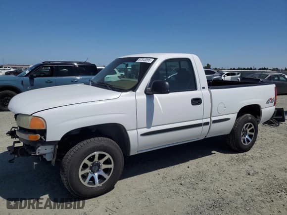 ✅ 1999 GMC Sierra 1500 SLE • VIN: 1GTEK14TXXZ502630 • Лот: 57312095. Опубликован ранее на Copart с пробегом 74 699 миль. Бесплатный доступ к архиву аукционных продаж из США и подробный отчёт об истории автомобиля на DreamBid. Изображение 1.
