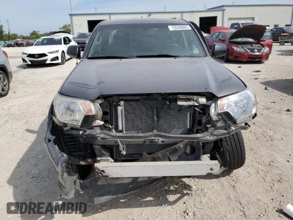 ✅ 2012 Toyota Tacoma • VIN: 5TFUU4EN1CX048376 • Lot: 70508605. Listed on Copart with 187,989 mi. Free auction sales archive from the USA and detailed vehicle history report at DreamBid. Image 5.