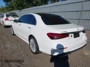 ✅ 2021 Mercedes-Benz E 350 • VIN: W1KZF8EB0MA932963 • Lot: 43086117. Wystawiony na IAAI z przebiegiem 48 139 mil. Bezpłatny archiwum sprzedaży aukcyjnych z USA i szczegółowy raport historii pojazdu na DreamBid. Zdjęcie 3.