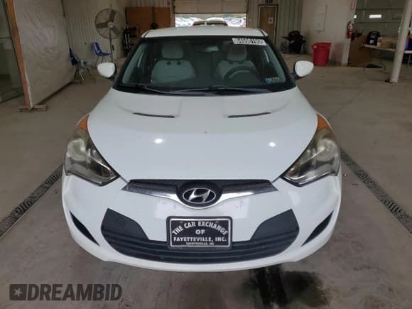 ✅ 2012 Hyundai Veloster w/Red Int • VIN: KMHTC6AD8CU039761 • Lot: 84596195. Listed on Copart with 120,240 mi. Free auction sales archive from the USA and detailed vehicle history report at DreamBid. Image 5.