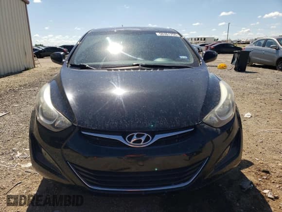 ✅ 2016 Hyundai Elantra SE • VIN: 5NPDH4AEXGH788651 • Lot: 56361755. Listed on Copart with 83,666 mi. Free auction sales archive from the USA and detailed vehicle history report at DreamBid. Image 5.