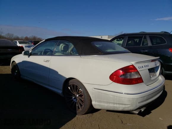 ✅ 2009 Mercedes-Benz CLK 550 • VIN: WDBTK72F69T102852 • Lot: 80244754. Wystawiony na Copart z przebiegiem 113 421 mil. Bezpłatny archiwum sprzedaży aukcyjnych z USA i szczegółowy raport historii pojazdu na DreamBid. Zdjęcie 2.