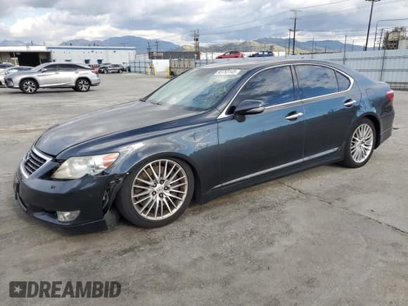 ✅ 2011 Lexus LS 460 • VIN: JTHBL5EF9B5106574 • Lot: 93753145. Wystawiony na Copart z przebiegiem 209 003 mil. Bezpłatny archiwum sprzedaży aukcyjnych z USA i szczegółowy raport historii pojazdu na DreamBid. Zdjęcie 1.