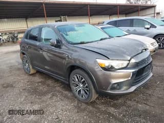 ✅ 2017 Mitsubishi Outlander ES • VIN: JA4AP3AU3HZ010350 • Lot: 43796313. Listed on IAAI with 123,875 mi. Free auction sales archive from the USA and detailed vehicle history report at DreamBid. Image 1.