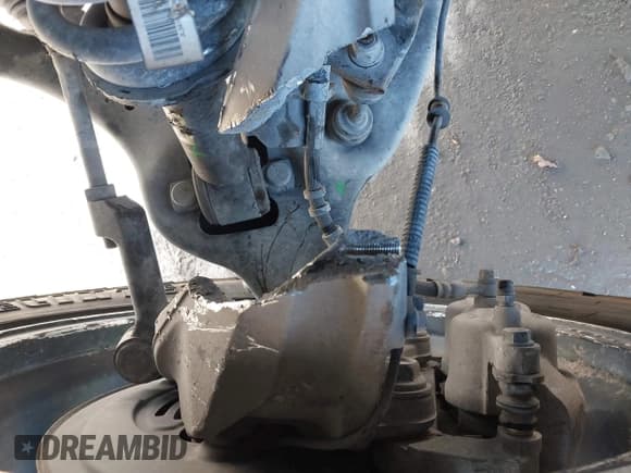 ✅ 2019 Ford F-150 XL • VIN: 1FTEW1C44KKD54488 • Lot: 43638107. Wystawiony na IAAI z przebiegiem 66 711 mil. Bezpłatny archiwum sprzedaży aukcyjnych z USA i szczegółowy raport historii pojazdu na DreamBid. Zdjęcie 19.