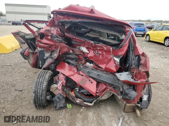 ✅ 2013 Hyundai Elantra • VIN: KMHD35LE6DU134812 • Lot: 90138805. Listed on Copart with Not provided. Free auction sales archive from the USA and detailed vehicle history report at DreamBid. Image 6.