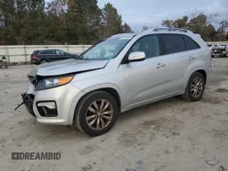 ✅ 2012 Kia Sorento SX • VIN: 5XYKW4A26CG258701 • Lot: 93759435. Wystawiony na Copart z przebiegiem 185 662 mil. Bezpłatny archiwum sprzedaży aukcyjnych z USA i szczegółowy raport historii pojazdu na DreamBid. Zdjęcie 1.
