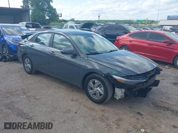 ✅ 2024 Hyundai Elantra SE • VIN: KMHLL4DG0RU784796 • Lot: 42354131. Wystawiony na IAAI z przebiegiem 20 784 mil. Bezpłatny archiwum sprzedaży aukcyjnych z USA i szczegółowy raport historii pojazdu na DreamBid. Zdjęcie 1.