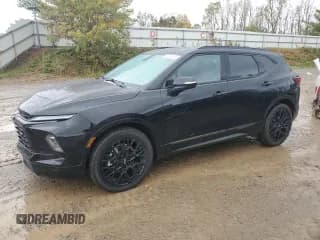 ✅ 2023 Chevrolet Blazer RS • VIN: 3GNKBKRS7PS137885 • Lot: 87204065. Wystawiony na Copart z przebiegiem 39 077 mil. Bezpłatny archiwum sprzedaży aukcyjnych z USA i szczegółowy raport historii pojazdu na DreamBid. Zdjęcie 1.