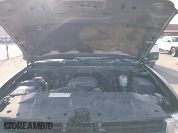 ✅ 2008 Chevrolet Silverado 2500HD Work Truck • VIN: 1GCHK29K28E120507 • Лот: 43739119. Опубликован ранее на IAAI с пробегом 244 639 миль. Бесплатный доступ к архиву аукционных продаж из США и подробный отчёт об истории автомобиля на DreamBid. Изображение 10.