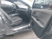 ✅ 2019 Honda HR-V Sport • VIN: 3CZRU6H13KG714922 • Lot: 43438115. Wystawiony na IAAI z przebiegiem 95 374 mil. Bezpłatny archiwum sprzedaży aukcyjnych z USA i szczegółowy raport historii pojazdu na DreamBid. Zdjęcie 5.