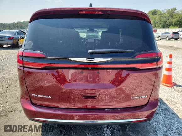 ✅ 2023 Chrysler Pacifica Limited • VIN: 2C4RC1GG9PR540759 • Lot: 71682155. Listed on Copart with 36,512 mi. Free auction sales archive from the USA and detailed vehicle history report at DreamBid. Image 6.