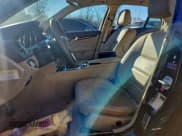 ✅ 2014 Mercedes-Benz C 300 Sport • VIN: WDDGF8AB1ER305690 • Lot: 96623915. Wystawiony na Copart z przebiegiem 99 150 mil. Bezpłatny archiwum sprzedaży aukcyjnych z USA i szczegółowy raport historii pojazdu na DreamBid. Zdjęcie 7.