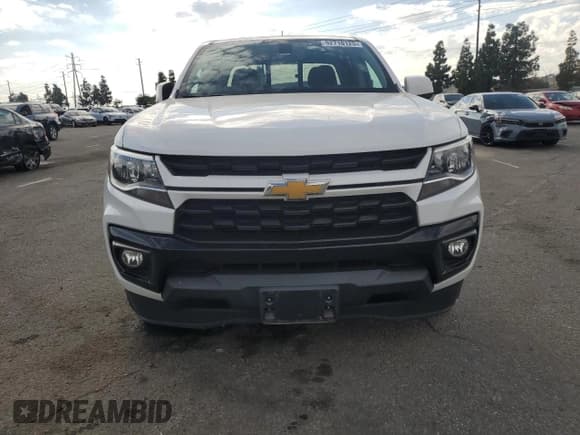✅ 2021 Chevrolet Colorado 2WD LT • VIN: 1GCGSCEN4M1230980 • Lot: 92710125. Listed on Copart with 31,912 mi. Free auction sales archive from the USA and detailed vehicle history report at DreamBid. Image 5.