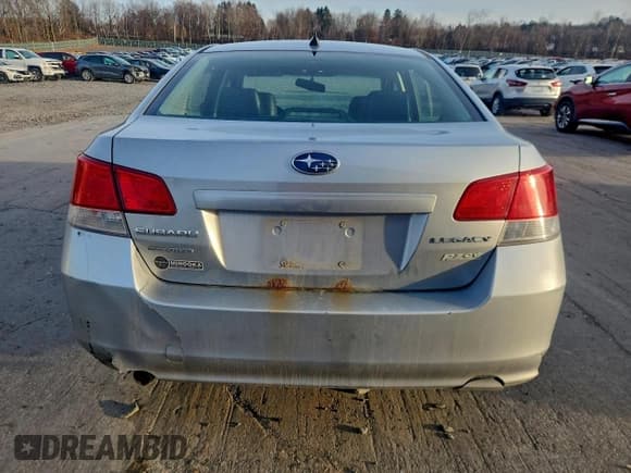 ✅ 2012 Subaru Legacy Limited • VIN: 4S3BMBK63C3027836 • Lot: 94353125. Wystawiony na Copart z przebiegiem 145 489 mil. Bezpłatny archiwum sprzedaży aukcyjnych z USA i szczegółowy raport historii pojazdu na DreamBid. Zdjęcie 6.