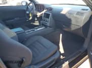 ✅ 2010 Dodge Challenger SE • VIN: 2B3CJ4DV1AH208488 • Lot: 87176324. Wystawiony na Copart z przebiegiem Nie podano. Bezpłatny archiwum sprzedaży aukcyjnych z USA i szczegółowy raport historii pojazdu na DreamBid. Zdjęcie 8.