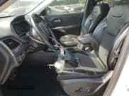 ✅ 2019 Jeep Cherokee Latitude Plus • VIN: 1C4PJLLX0KD353677 • Lot: 80169455. Listed on Copart with 112,458 mi. Free auction sales archive from the USA and detailed vehicle history report at DreamBid. Image 7.